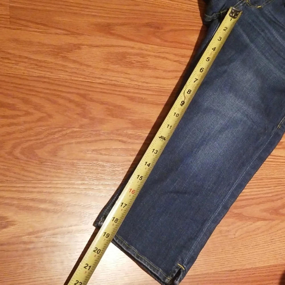 Rock & republic‎ capris size 8